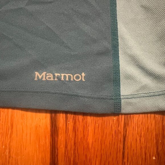 Marmot Blue exercise sleeveless workout tank Size M P2P = 18.25" - Picture 8 of 11